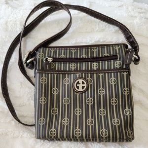 EUC Giani Bernini Gold and Brown Stripe Crossbody Zippered Pocket Bag.